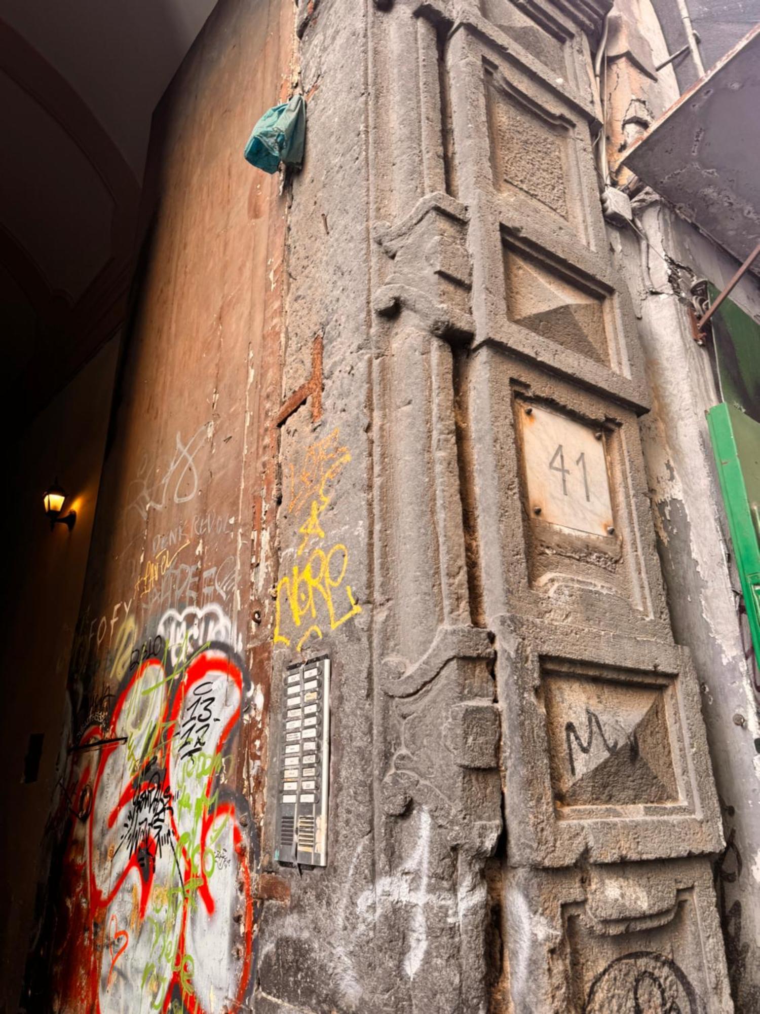 那不勒斯Lo Specchio Dei Papiri住宿加早餐旅馆 外观 照片